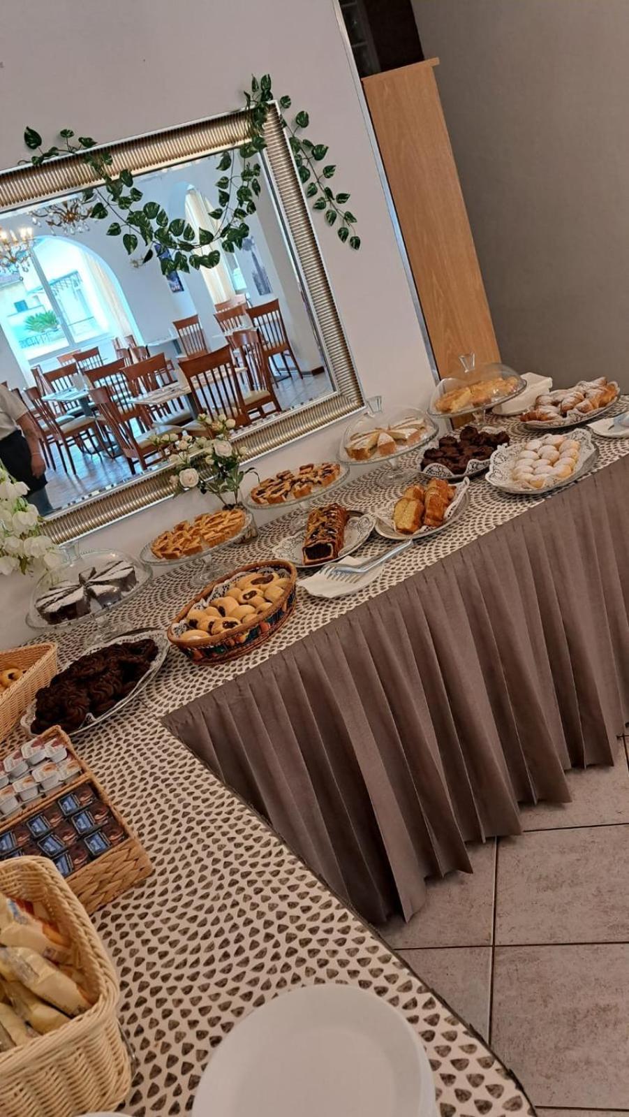 Hotel Napoleon Riccione Eksteriør bilde