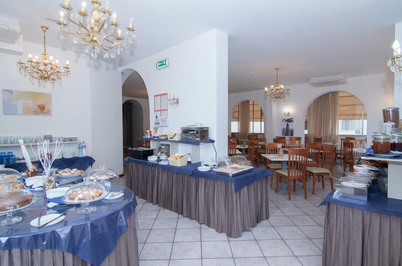Hotel Napoleon Riccione Eksteriør bilde